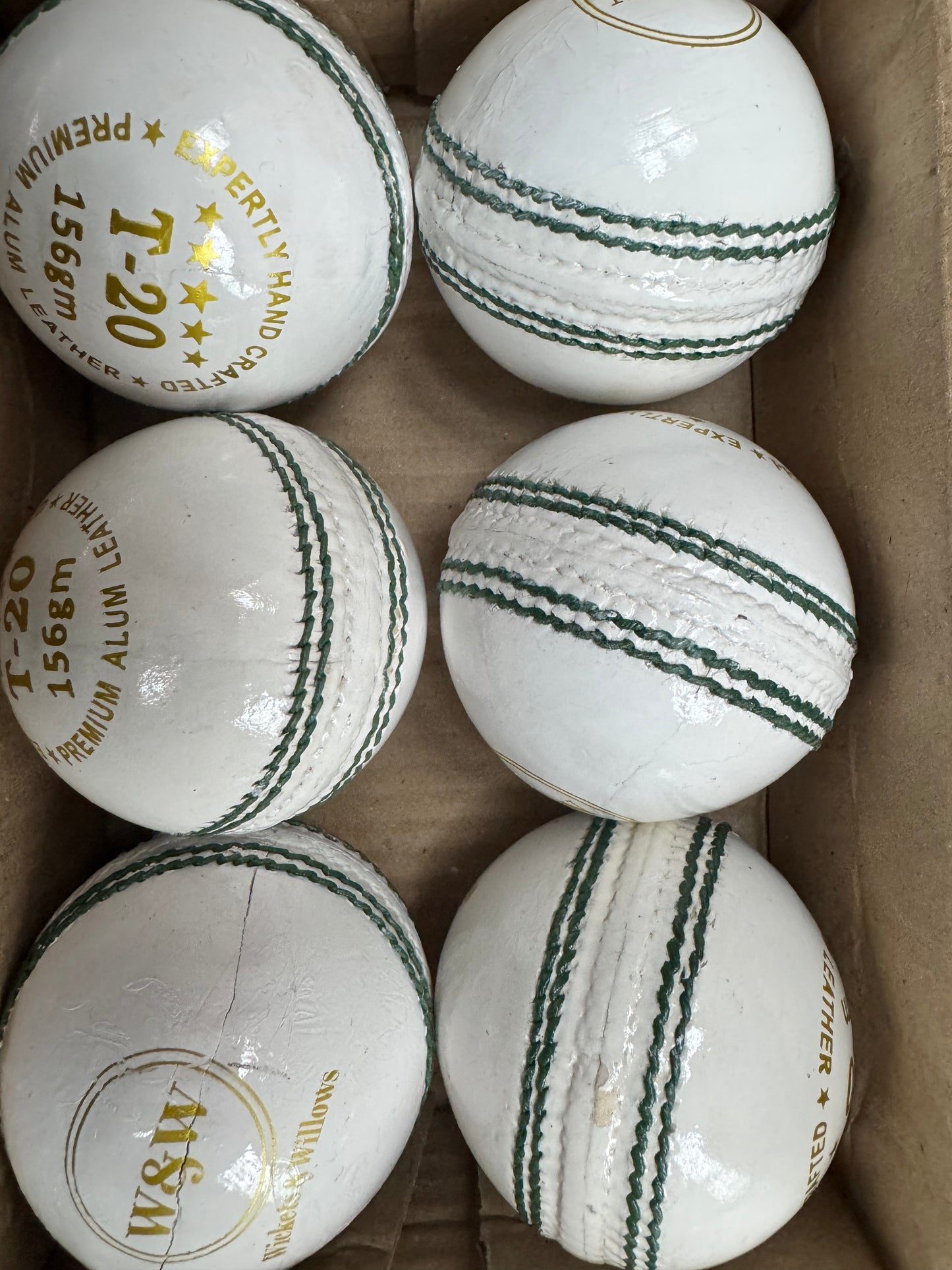 Wickets & Willows Leather Ball (Single)